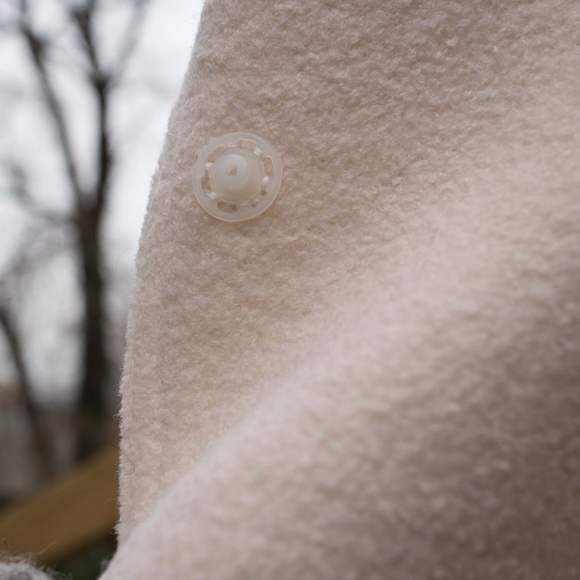 Winter wool coat - Picture 6 of 8